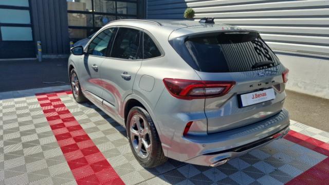 Ford Kuga image 8
