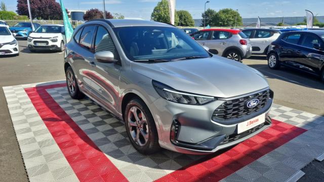 Ford Kuga image 7