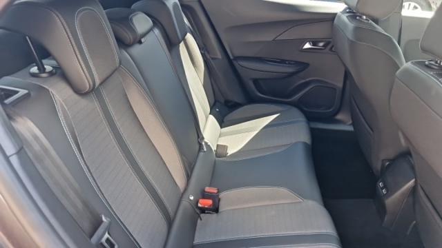 Peugeot 2008 image 3