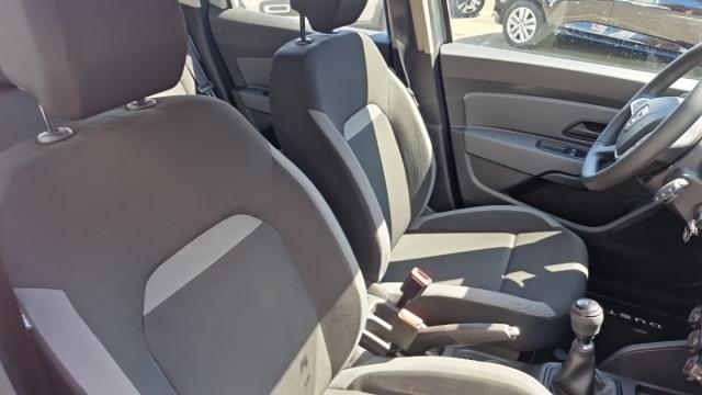 Dacia Duster image 1