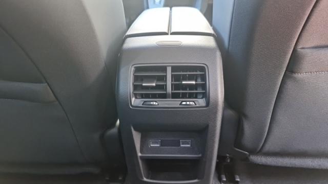 Peugeot 308 image 7