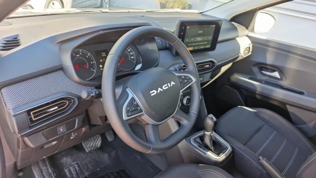 Dacia Sandero image 4