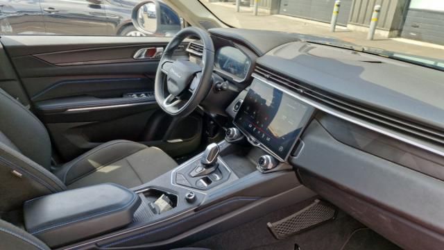 Lynk & Co 01 image 9
