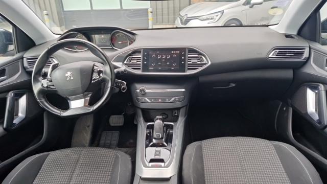 Peugeot 308 image 3