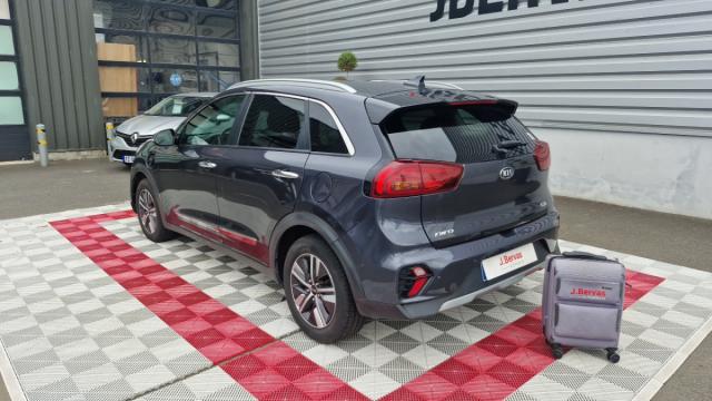 Kia Niro image 5