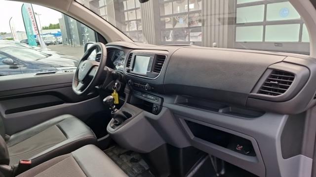 Opel Vivaro image 9