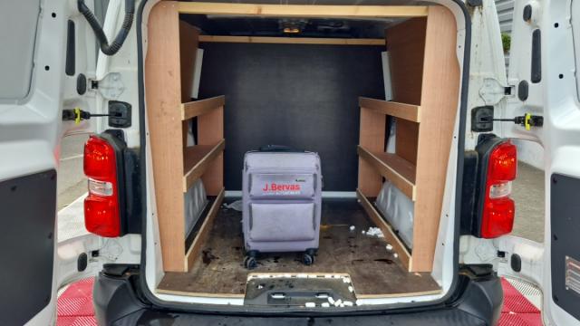 Opel Vivaro image 1