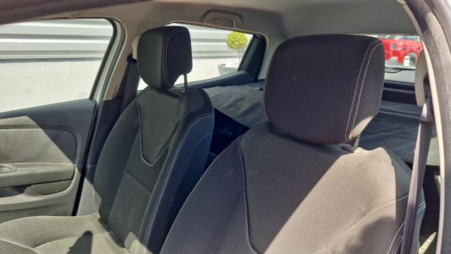 Renault Clio image 9