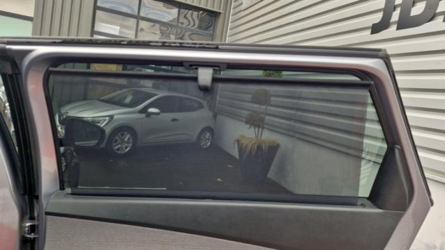 Peugeot 5008 image 1