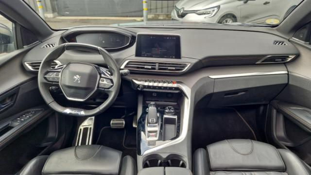 Peugeot 5008 image 8