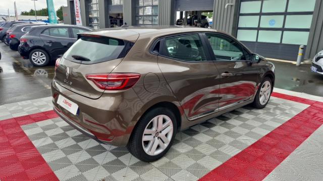 Renault Clio image 8