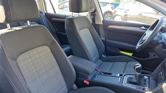Volkswagen Passat Sw image 3