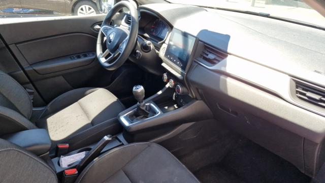 Renault Captur image 1