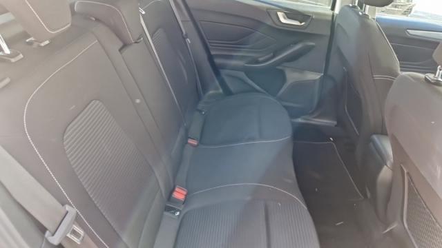 Ford Focus image 6