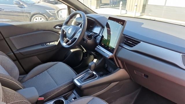 Renault Captur image 1