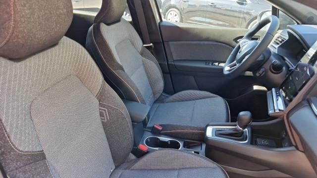 Renault Captur image 6