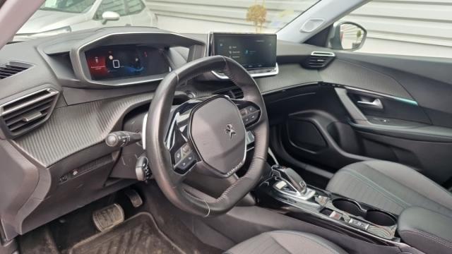 Peugeot 2008 image 4