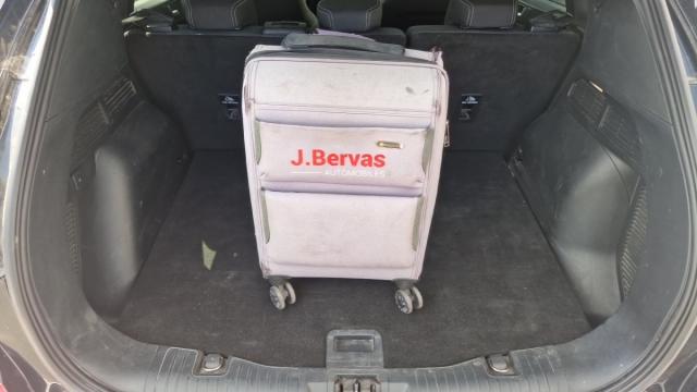 Ford Kuga image 3