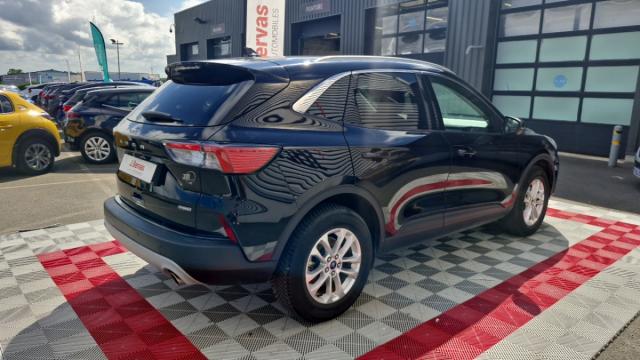 Ford Kuga image 1