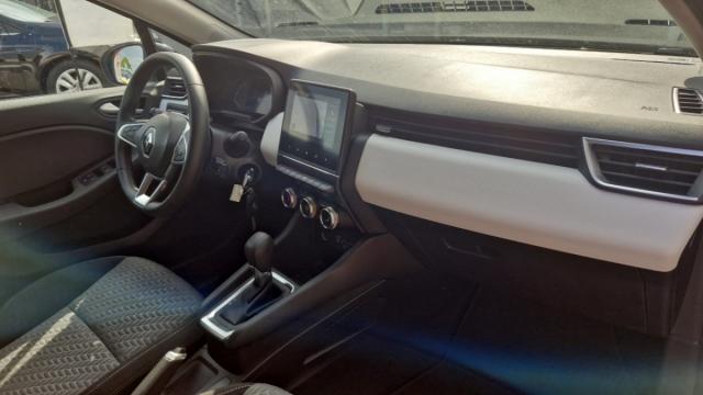 Renault Clio image 8