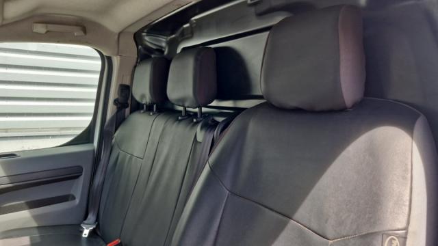 Citroen Jumpy image 9