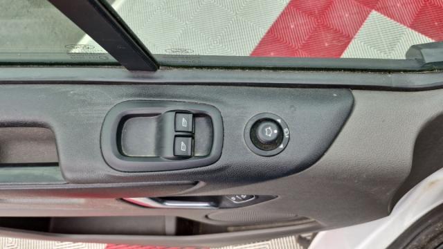 Ford Transit Custom image 2