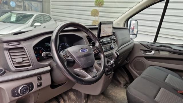 Ford Transit Custom image 1