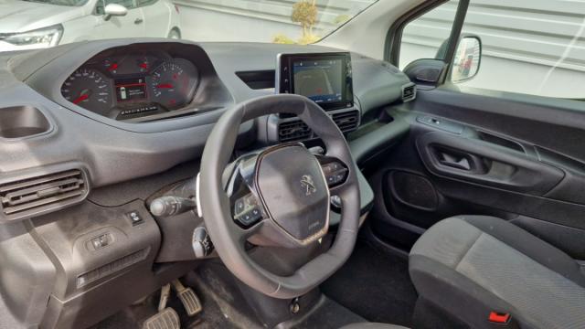 Peugeot Partner image 2