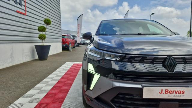 Renault Symbioz image 4