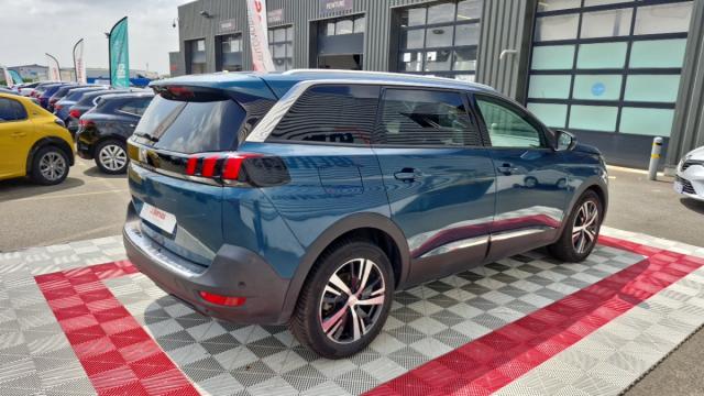 Peugeot 5008 image 9