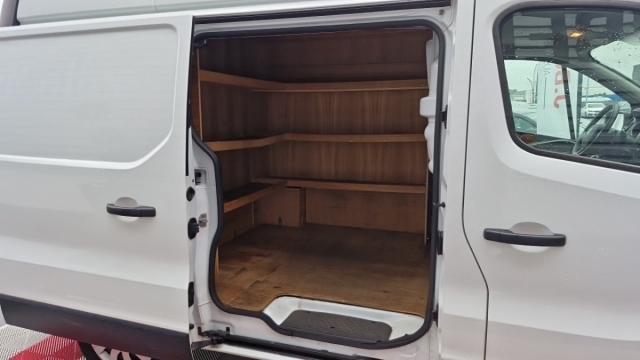 Renault Trafic image 8