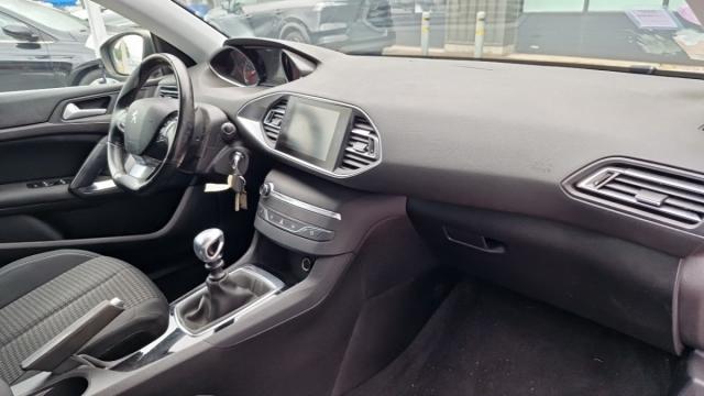 Peugeot 308 image 5