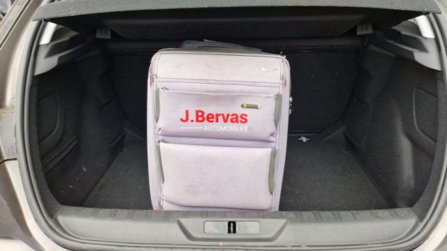 Peugeot 308 image 7
