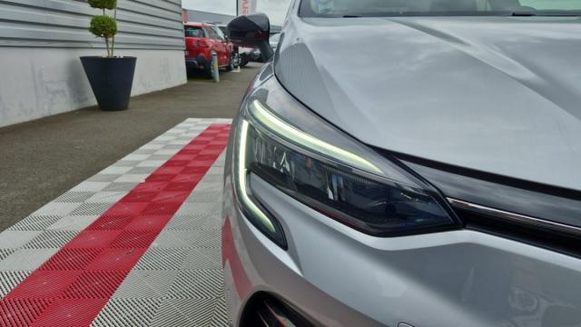 Renault Clio image 2