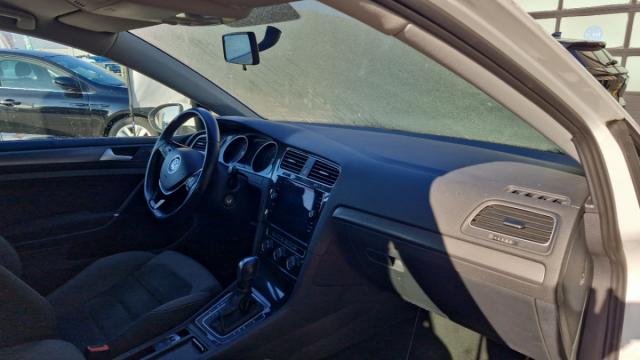 Volkswagen Golf image 5