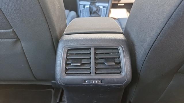 Volkswagen Golf image 7
