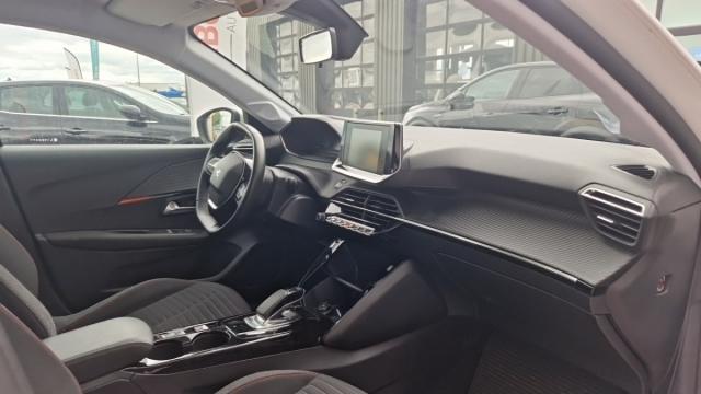 Peugeot 208 image 5
