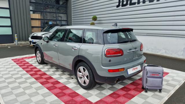 Mini Clubman image 2