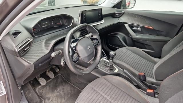 Peugeot 2008 image 9