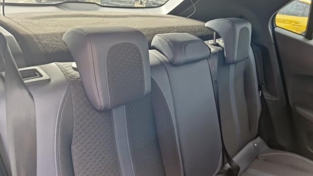 Peugeot 2008 image 4