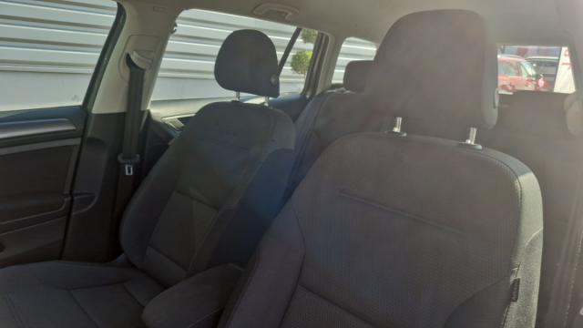 Volkswagen Golf Sw image 7