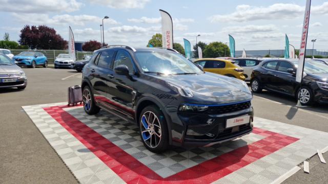 Lynk & Co 01 image 2