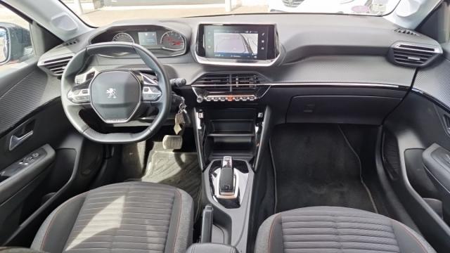 Peugeot 208 image 3
