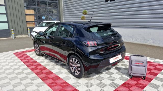 Peugeot 208 image 6