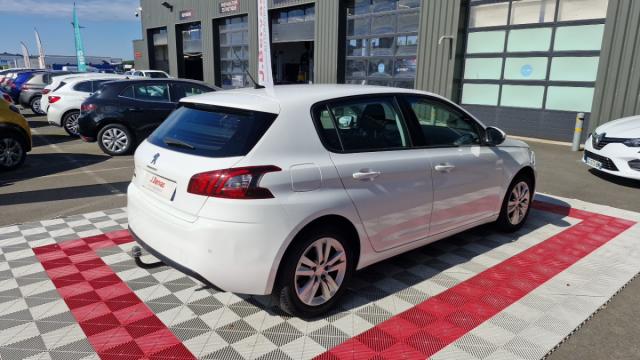 Peugeot 308 image 6