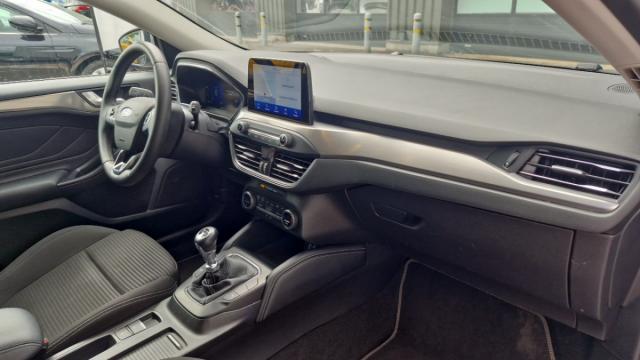 Ford Focus image 2