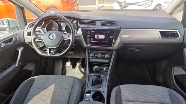 Volkswagen Touran image 6