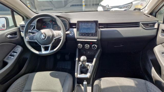 Renault Clio image 2