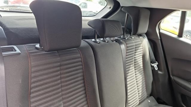 Peugeot 2008 image 1