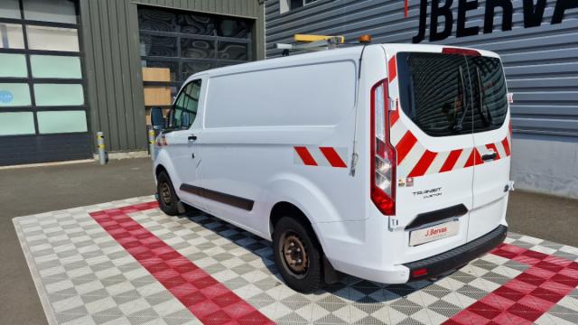 Ford Transit Custom image 7